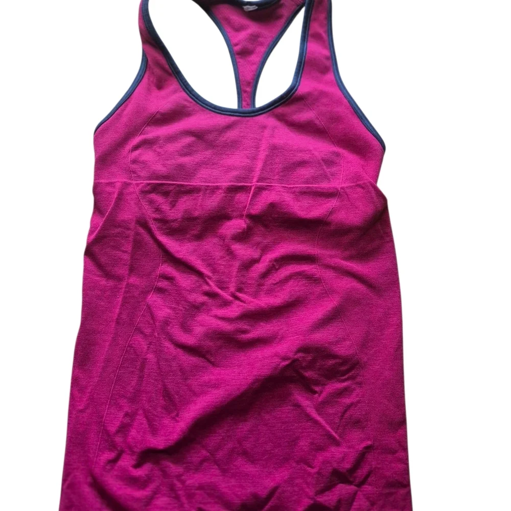 lululemon athletica Magenta Racerback‎ Tank Top Size 9